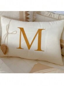 Almofada Decorativa Personalizada Bordada com Inicial do Nome Dourada