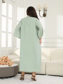 ASBB 重工刺繡金銀色阿拉伯大尺碼女款 JALABIYA 綠色優雅洋裝，2026 秋季節慶派對度假休閒穿搭，沙烏地阿拉伯國慶日服飾 - 綠色 - 查看 11