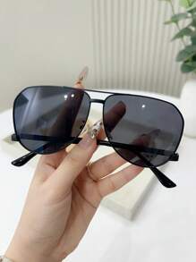 1 副男士复古休闲眼镜，适合日常佩戴和街头摄影 - 彩色 - 查看 10