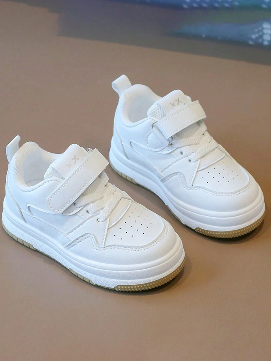 1 Pair New White Sneakers, Non-Slip Lightweight Girls/Boys Casual Soft Sole Board Shoes