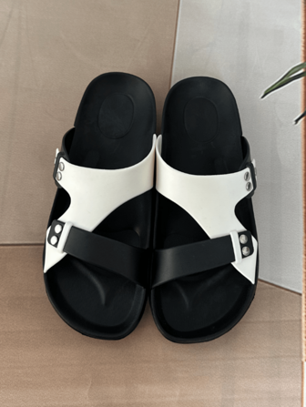 男士拼色休闲拼接情侣款时尚耐用海滩浴室居家平底凉鞋