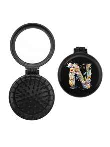 1 buah Sisir Mini Eksklusif Pernikahan Motif Bunga 26 Huruf yang Lucu, Sisir Mini Bantalan Udara yang Ringkas dan Portabel dengan Pijat Kantung Udara Lipat, Cermin Terintegrasi, Penting untuk Perjalanan dan Berkemah - Hitam - View 25