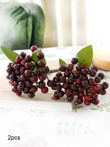 2/4pcs Artificial Berry Stem Fruit Pseudoplastic Berry Plant Holly Fruit Artificial Berry Stem Flower Spray Berry, Lifelike Green Berry With Stem Valentine's Day Simulation Flower, Used For Holly Christmas Holiday And Home Decoration DIY Berry Tree Trunk Home Kitchen Party Centerpiece Decoration Garland Decoration, Artificial Flower Plastic Back To School Room Decor School Supplies