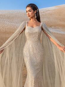 Faeriesty 优雅华丽的珠饰亮片晚礼服，配以亮片点缀的披肩袖——美人鱼廓形，及地拖尾，适合红毯活动、奢华婚礼、盛大晚宴、艺术画廊开幕式派对等正式场合，亦是春假度假的理想之选。 - 香檳色 - 查看 6