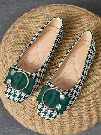 新款女士方头带扣平底鞋，柔软休闲一脚蹬乐福鞋，适合旅行，简约舒适，适合日常穿着，用途广泛