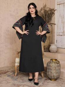 ASBB 重工刺繡金色阿拉伯女款 JALABIYA 連衣裙，附流蘇 V 領與帽子，黑色優雅禮服，2026 秋季度假派對休閒穿搭 - 黑色 - 查看 6