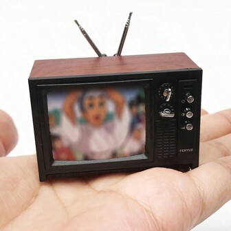 1 stuk vintage retro mini-tv-model decoratie-ornament