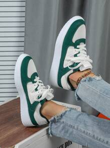 透气网布和 PU 皮革拼接系带圆头低帮休闲户外滑板鞋，时尚街头风格女士运动鞋，适合春夏季 - 白綠 - 查看 3