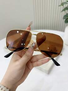 1 副男士复古休闲眼镜，适合日常佩戴和街头摄影 - 彩色 - 查看 3