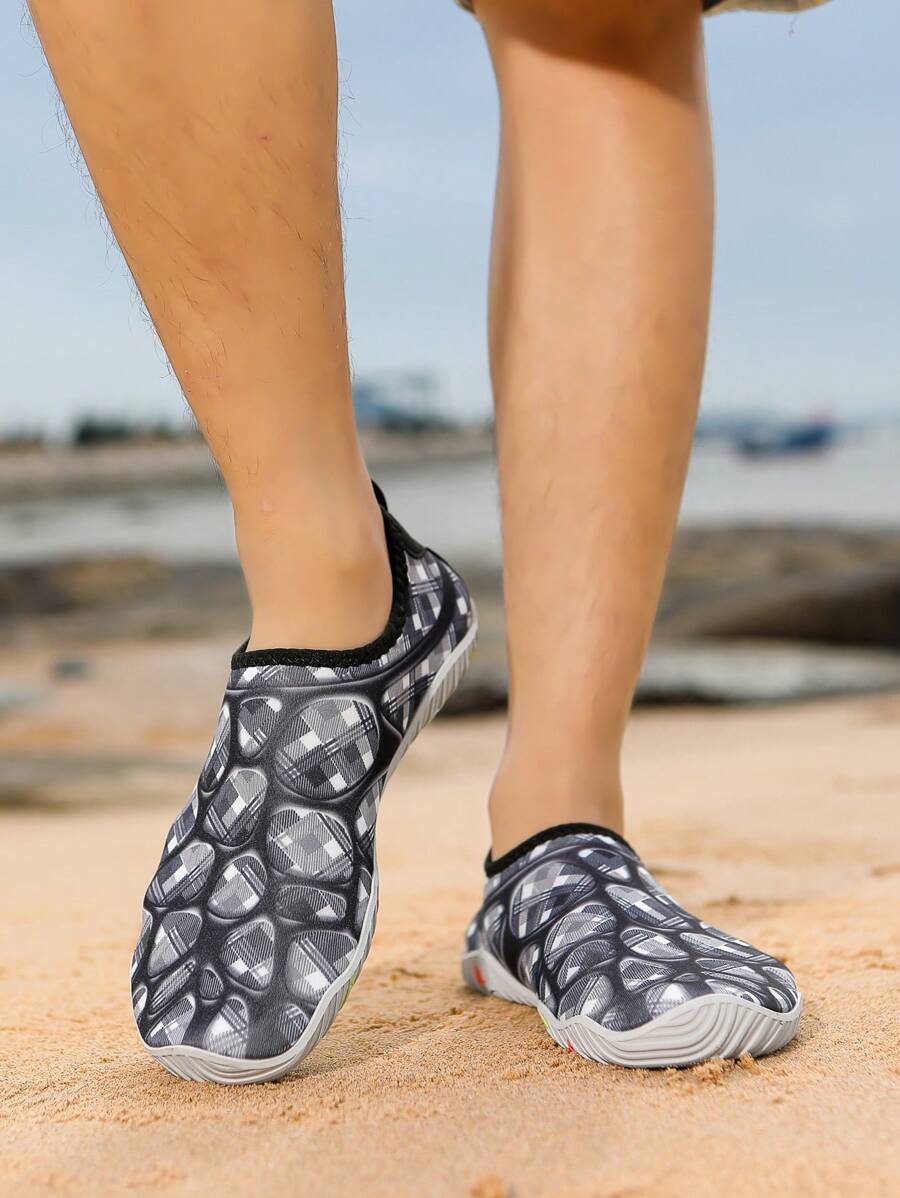 anti slip beach shoes