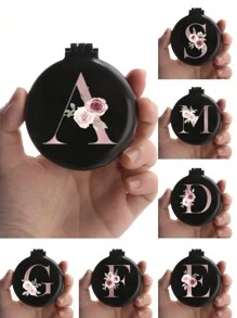 1 件迷你粉色花卉美学图案 26 个字母镜面梳，非常适合作为礼物送给母亲、伴娘、老师、闺蜜和朋友，也是旅行和露营的必备品。圣诞新年专属小礼物。发梳、后梳、造型梳、卷发梳、边缘梳、发梳、梳子、发梳套装、梳子、卷发梳、解结梳、女士发梳、头发、旅行、美发产品、美发工具、美发用品、理发师、理发配件、理发店、美发设备 - 黑色 - 查看 1