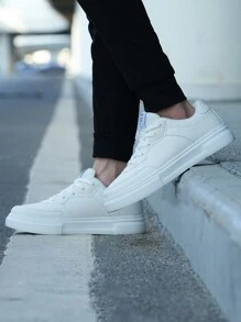 Modne, uniwersalne buty do jazdy na deskorolce dla mężczyzn, wygodne codzienne, sportowe buty, które nie obcierają stóp - Biały - Zobacz 4