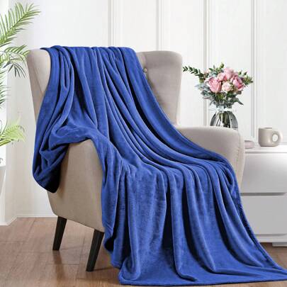 Farfallarossa Plush Flannel Blanket – Soft, Warm, And Hypoallergenic Plaid Throw For Sofa Or Bed