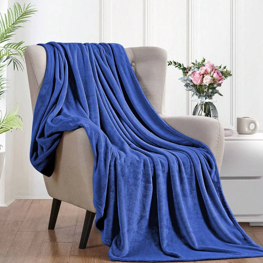 Farfallarossa Plush Flannel Blanket – Soft, Warm, And Hypoallergenic Plaid Throw For Sofa Or Bed