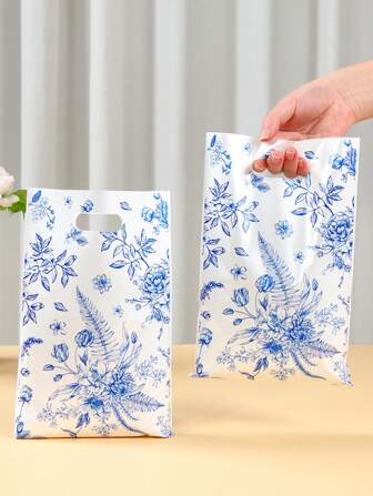 10/25/50 szt. Eleganckie niebieskie i białe torby na prezenty z kwiatowym wzorem z uchwytami, torby do pakowania prezentów, torby do pakowania, dekoracje na imprezę z motywem kwiatowym, upominki na przyjęcie urodzinowe, artykuły na przyjęcie dla dziewczynek, artykuły do butików, torby na zakupy