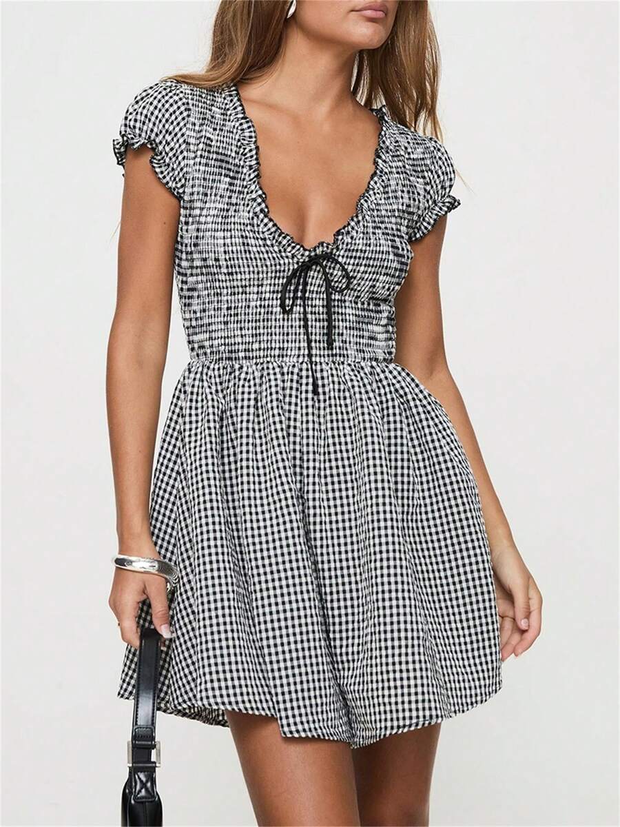 Women Deep V Neck Shirred Smocked Romper Plaid Casual Short Jumpsuits Rompers Flowy Beach Outfits - 黑色 - 查看 1