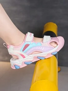 Verstellbare Zehen-bedeckende Sport-Sandalen für Kinder/Kleinkinder, atmungsaktiv, rutschfest, robustes Design, geeignet für Kinder's Outdoor-Sommeraktivitäten, Wasserschuhe mit Zehenschutz