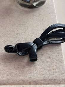 1pc 10.5cm Banana Shaped Hair Clip For Women, 2024 New Style, Ponytail And Bun Hair Accessory, Hair Clip, Spring Summer Valentines Hair Clips Claw Clips Hair Claws Hair Barrettes