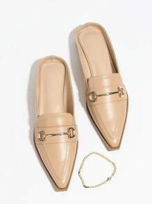 Damskie modne buty typu "szpiczasty nosek", pantofle i klapki, buty na imprezę i wydarzenia