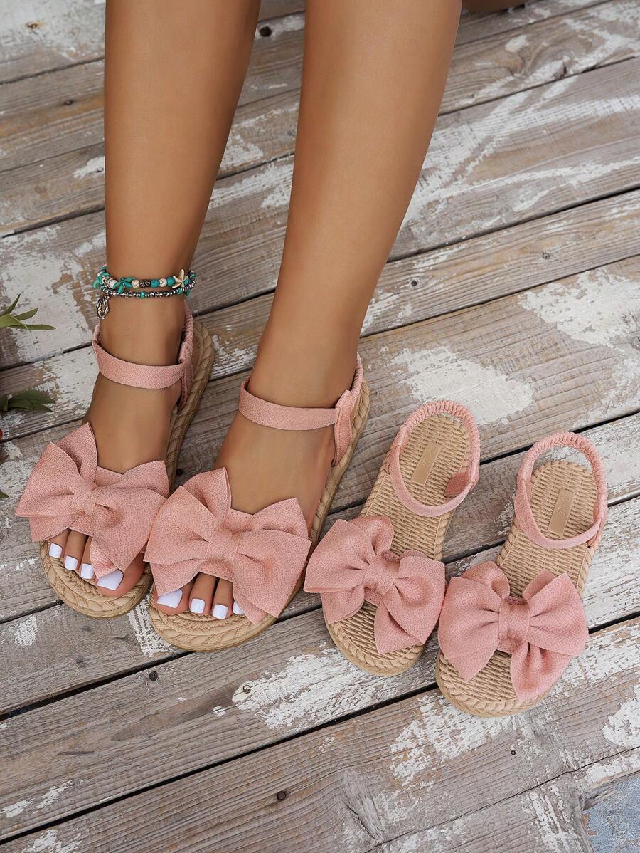 1 双女童双层蝴蝶结凉鞋，松紧带设计，柔软舒适，厚实轻便的鞋底，适合 3-14 岁，夏季、户外、海滩、度假，与妈妈尺码匹配 - 粉色 - 查看 1