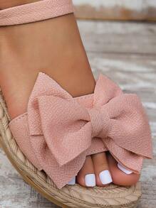 1 Paar Mädchen Sandalen mit doppelter Lage und Schleife, elastischem Riemendesign, weich und bequem, dicke und leichte Sohle, geeignet für 3-14 Jahre, Sommer, Outdoor, Strand, Urlaub, passend zur Größe der Mutter