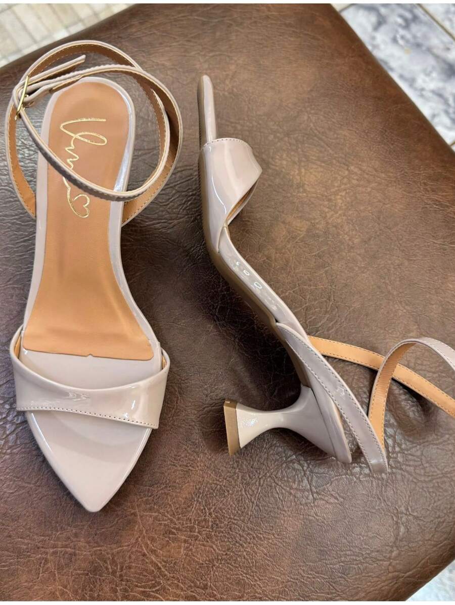 Low Heel Sandal With Leaf Toe - Grey - View 1