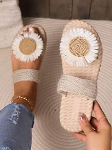 Women's Thick-Sole Butterfly Decor Criss-Cross Strap Square Toe Flat Sandals, Casual Resort Style, Gold - Apricot - View 5