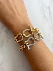 1 Stück Damen Armkette mit doppelten Hufeisen-Bergverschlüssen, die Kollision von Gold und Silber macht sie noch funkelnder, eleganter und großzügiger, was sie zu einem geeigneten Geschenk für Feiertage macht