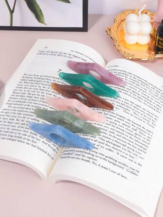 1pc Creative Color Thumb Bookmark, Home Reading Aid, Student Book Accessories Handy Bookmark, A Great Gift For A Friend,School Supplies,Back To School