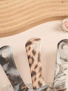 1pc Large Wide-Toothed Hair Comb, Classic Design Essential For Home, Travel & Styling, Suitable For Wet & Dry Hair, Perfect Gift For Friends & Family