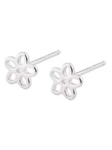 1 Pair Stainless Steel 18K Plated Hollow Tiny Flower Stud Earrings, Cute & Suitable For Working Women, Holiday, Party Wear