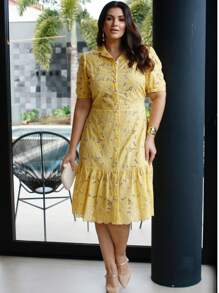 Vestido Chemise De Laise Com Aplicação de Guipir Amarelo Curve Size Aline Meneghetti