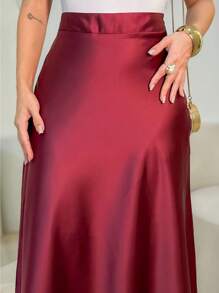 LULU RUN Women's Flowy A-Line Satin Midi Skirt - 紅木色 - 查看 2