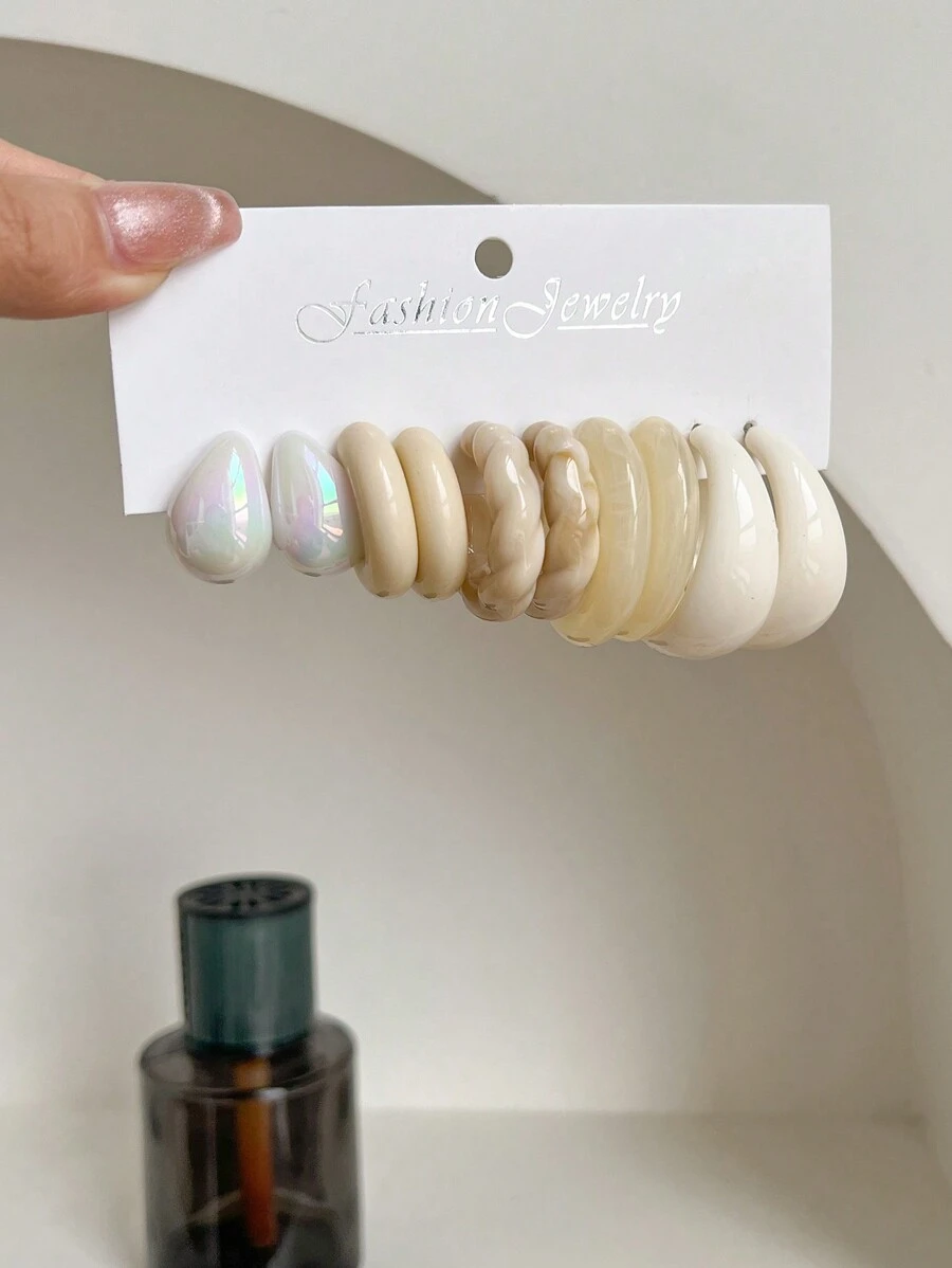 1 Set Of 5 Pairs Comma & Teardrop Cute Pudgy Design Earrings, Versatile Small C Style Earring Set - Beige - View 1