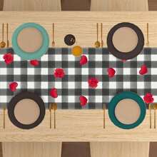 1PC Linen Black And White Buffalo Lattice Valentine's Day Table Runner Long Valentine's Day Dwarf Heart Decoration Valentine's Day Home Kitchen Dining Room Table Decoration - Black and White - View 3