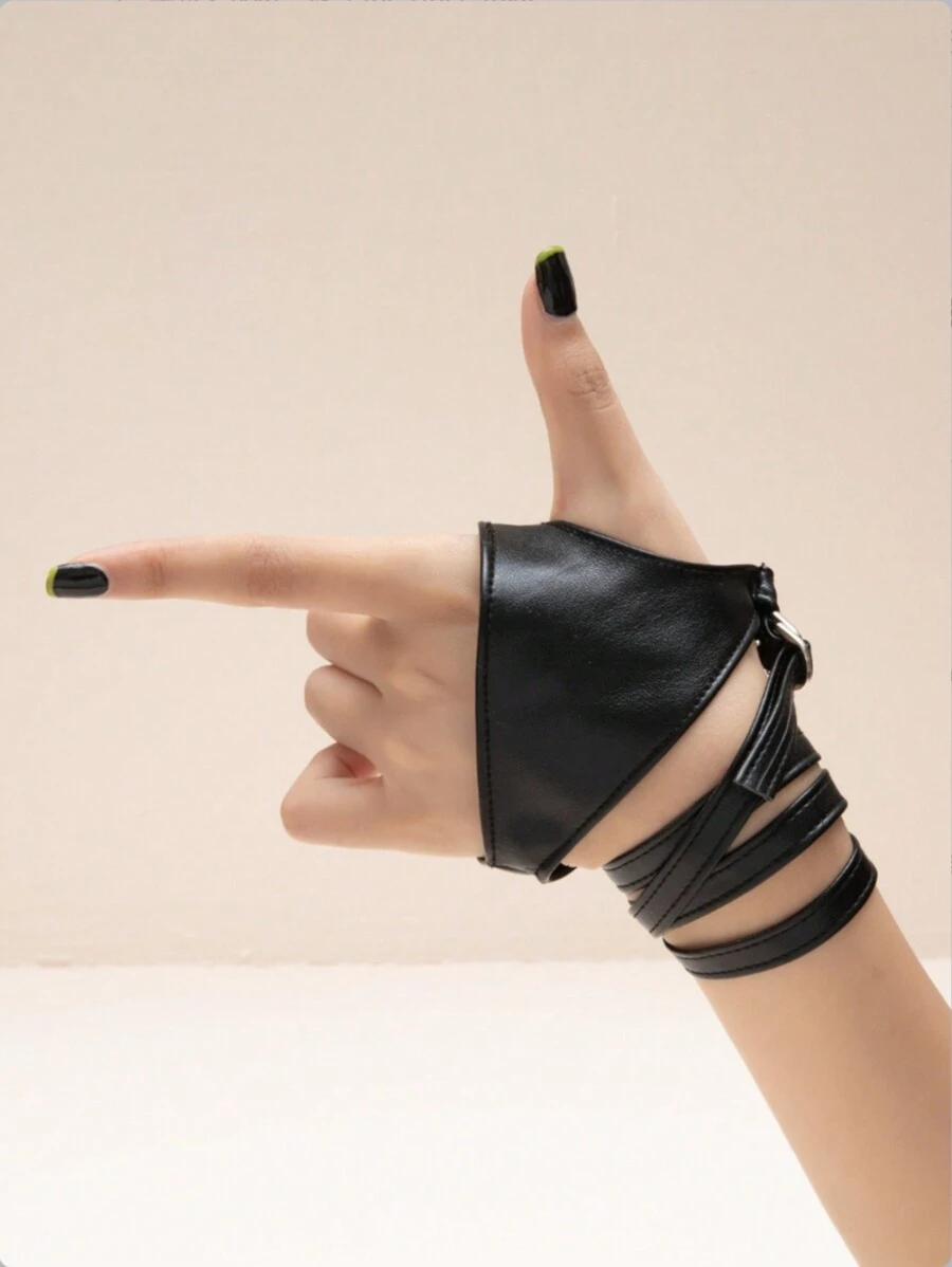 1 双嘻哈风格 PU 皮革露指手套，适合音乐节