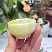 1pc Natural Jade Wine Cup, Quartz Crystal Bowl, Crystal Tea Cup, Home Decor, Mineral Specimen, Crystal Collection, Crystal Healing, Valentine's Day Gift, Spiritual Energy Healing, Random Color Crystal Gift