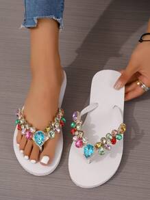 Tongs de luxe à chaîne de cristaux multicolores de conception originale, souples et antidérapantes, style fée de villégiature, chaîne décorative amovible, sandales d'été 2025 pour dames (Matériel)