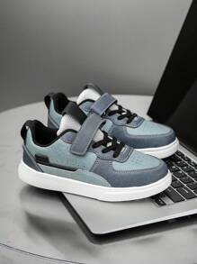 1 Pair Kids' Casual Sneakers, Colorful Skate Shoes, Durable, Waterproof, Non-Slip, Lightweight, Breathable, Suitable For All Seasons - Grey - View 3