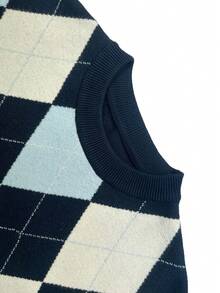 女士柔软针织圆领长袖毛衣，适合休闲或正式场合，采用中等弹力面料，是时尚达人的必备单品，秋冬季佳选。 - 彩色 - 查看 4