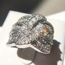 Super Glitter Synthetic Cubic Zirconia Cross Ring Noble And Elegant Women's Ring Bridal Valentine's Day Banquet Jewelry