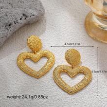 1 par de pendientes de botón con adornos de corazón, mariposa, sol, luna, estrella de mar y flor hueca de aleación de zinc con tono dorado de moda para mujeres