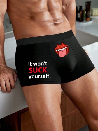 男士黑色字母和嘴唇印花弹力透气三角裤，休闲舒适内衣