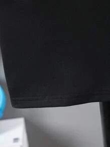 男童休闲简约夏季套装，两件套儿童银色印花休闲拼接黑色T恤+条纹短裤套装，男童夏季休闲简约印花圆领短袖T恤和短裤套装，开斋节服装 - 黑色 - 查看 8