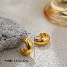 1 par de pendientes de botón con adornos de corazón, mariposa, sol, luna, estrella de mar y flor hueca de aleación de zinc con tono dorado de moda para mujeres