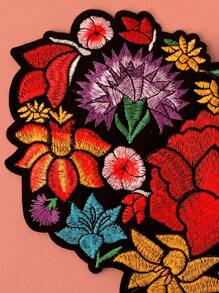 1pc Red Heart Flower Patch, Polyester Textile DIY Embroidered Applique, Suitable For Clothing, Accessories, Shoes, Hats, All Season Valentines Summer, School - Black - View 4