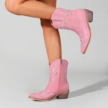 Casual Party Cowgirl Boots – Women's Mid-Calf Western Boots With Embroidered Details, Rhinestones, A Square Toe, And A Chunky Low Heel. Designed For Comfort And Ease With A Pull-On Style, These Boots Are Ideal For Adding Style To Any Casual Or Party Outfit. - 粉色 - 查看 3