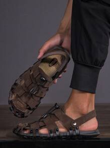 轻便男士户外透气凉鞋，带趾保护，沙滩凉鞋，抽绳一脚蹬拖鞋两用鞋，是海滩、冲浪、户外旅行和度假的最佳礼物。注意：这款凉鞋尺码偏小，建议选择大一码以获得更舒适的穿着体验。 - 棕色 - 查看 3