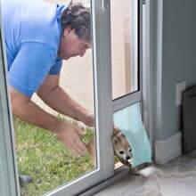 Transparent PVC Pet Door Curtain, Easy To Cut And Install, Windproof, Warm, Dust-Proof, Easy To Clean, Replacement For Dog House/Cat Bed