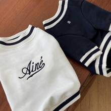 Sudadera con capucha de forro polar con letra bordada, ropa de otoño/invierno para perros pequeños como el caniche, el Teddy, el Bichón Frisé y gatos - Azul Marino - Ver 2